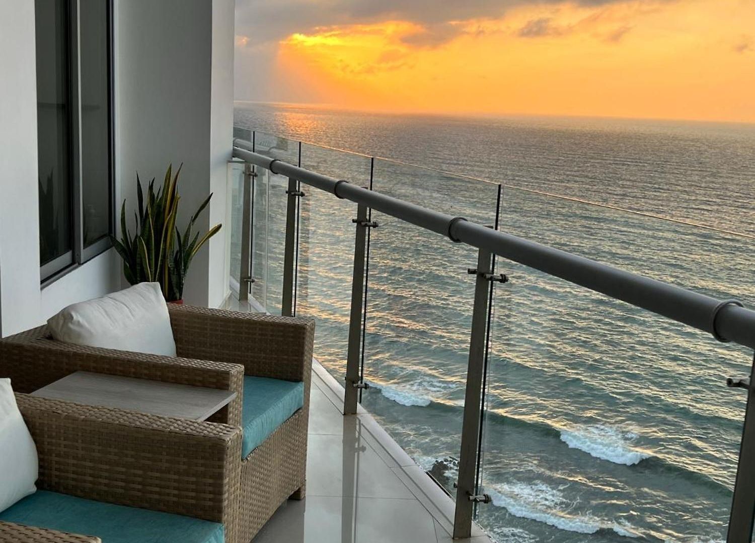 Apartamento Paraíso Frente Al Mar Caribe En Cartagena. *